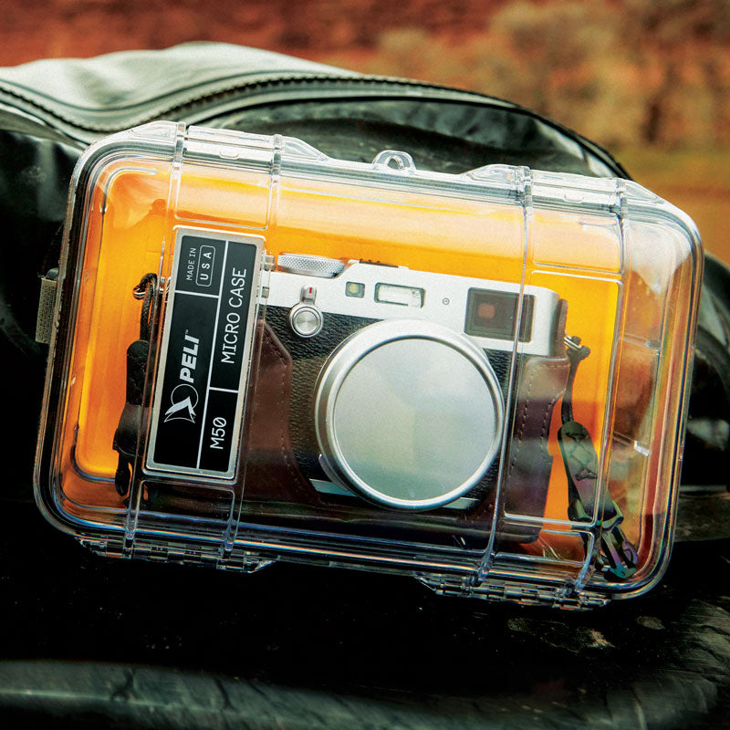 Peli Micro Case M50 with camera inside, waterproof protective case with clear lid